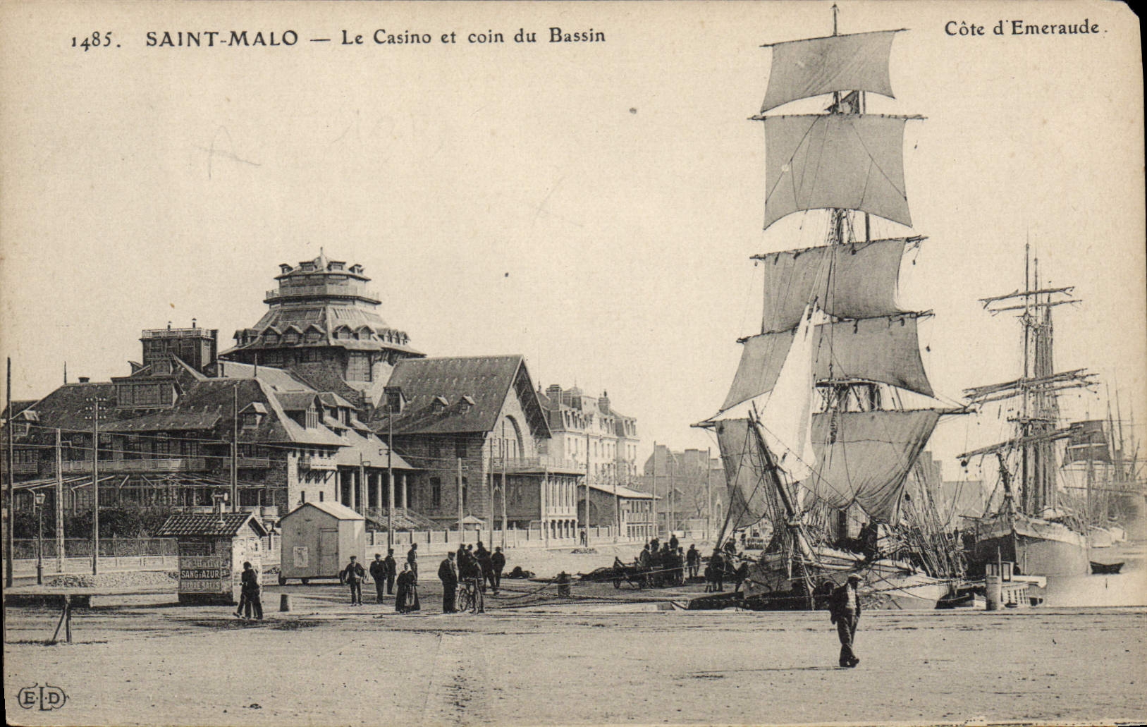 SAINT-MALO — Le Casino et coin du Bassin — Côte d’Emeraude, n°1485