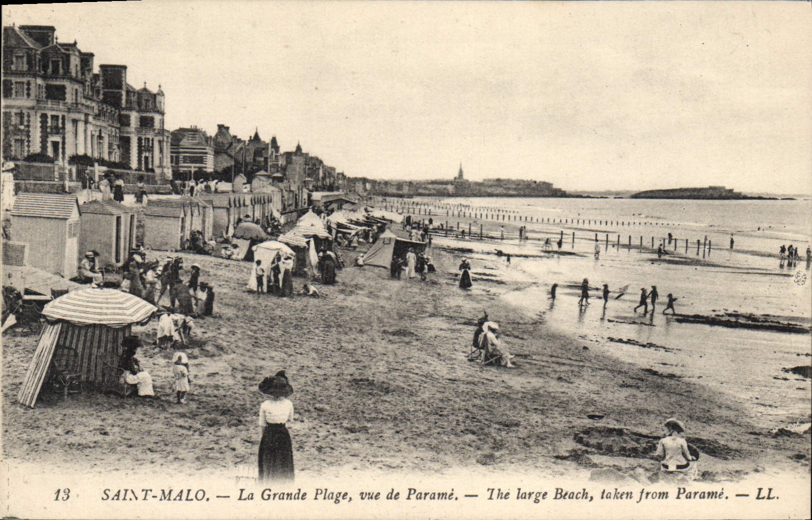 SAINT-MALO — La Grande Plage, vue de Paramé — LL. — N° 13