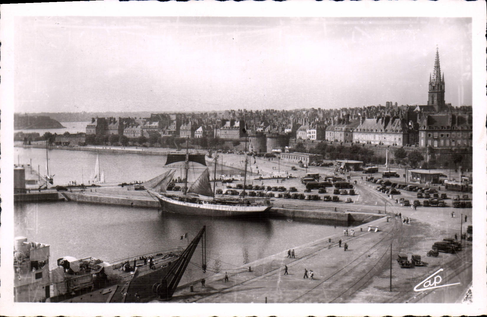 Saint-Malo — Les Bassins et la Ville — Cie des Arts Photomécaniques, Paris
