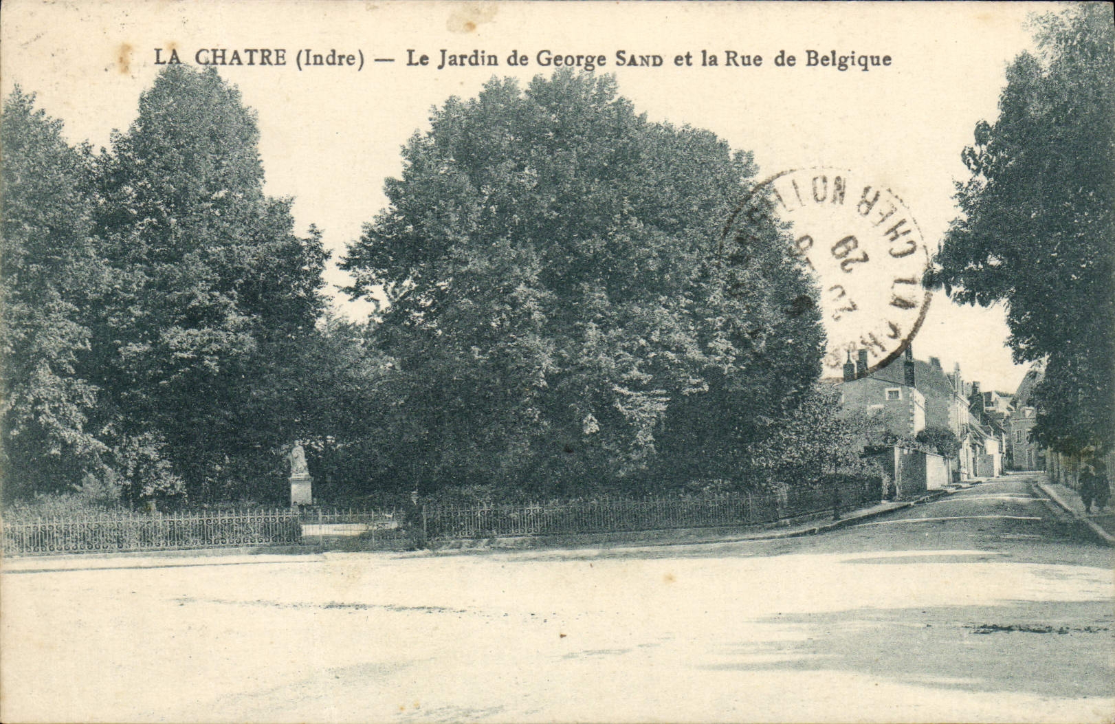 CPA La Chatre Le Jardin De George Sand Et La Rue De Belgique