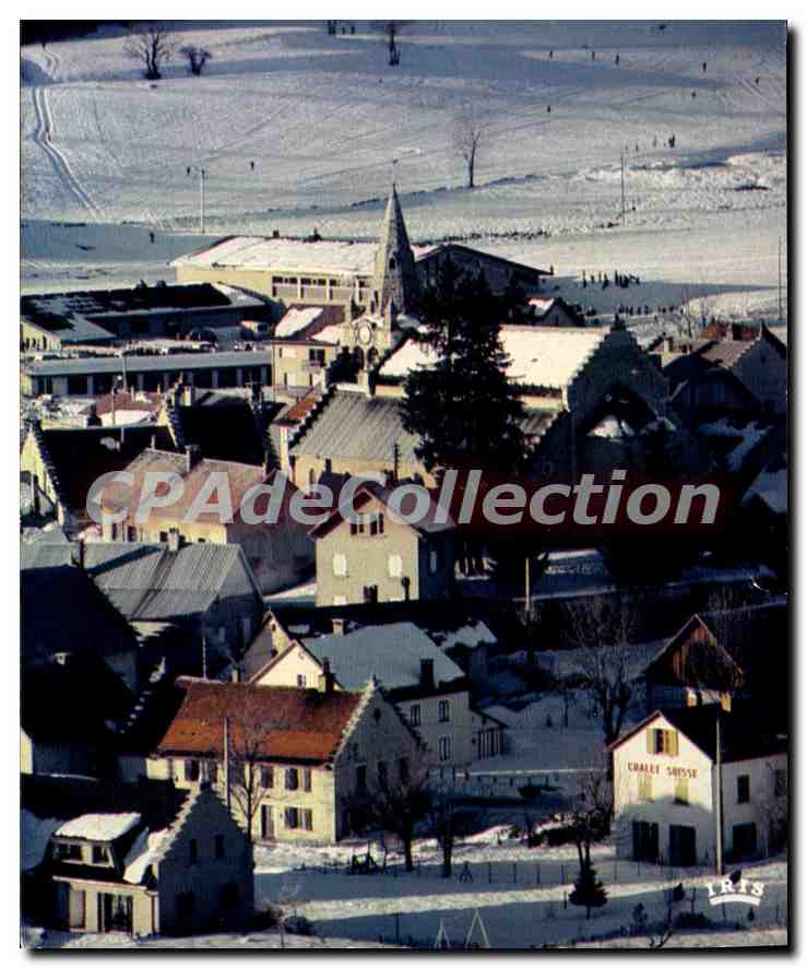 Schweizer Chalet — schneedeckte Luftaufnahme — IRIS