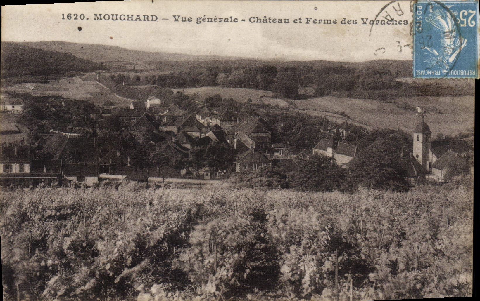 Mouchard — Vue générale — Château et Ferme des Varaches — Édition Gaillard Piètre