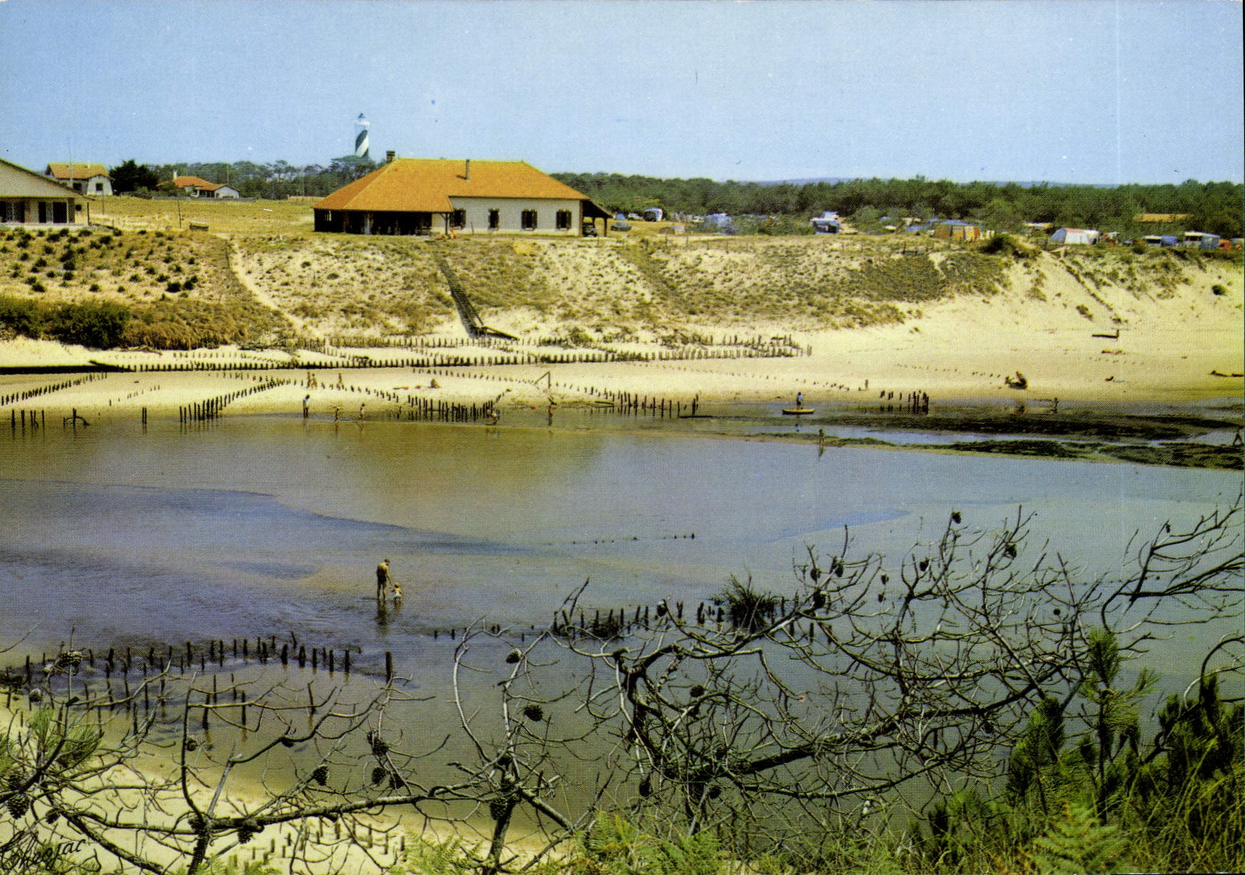 Contis-Plage (Landes) — vue de la plage et du phare — Éditions Théâtre Limoges