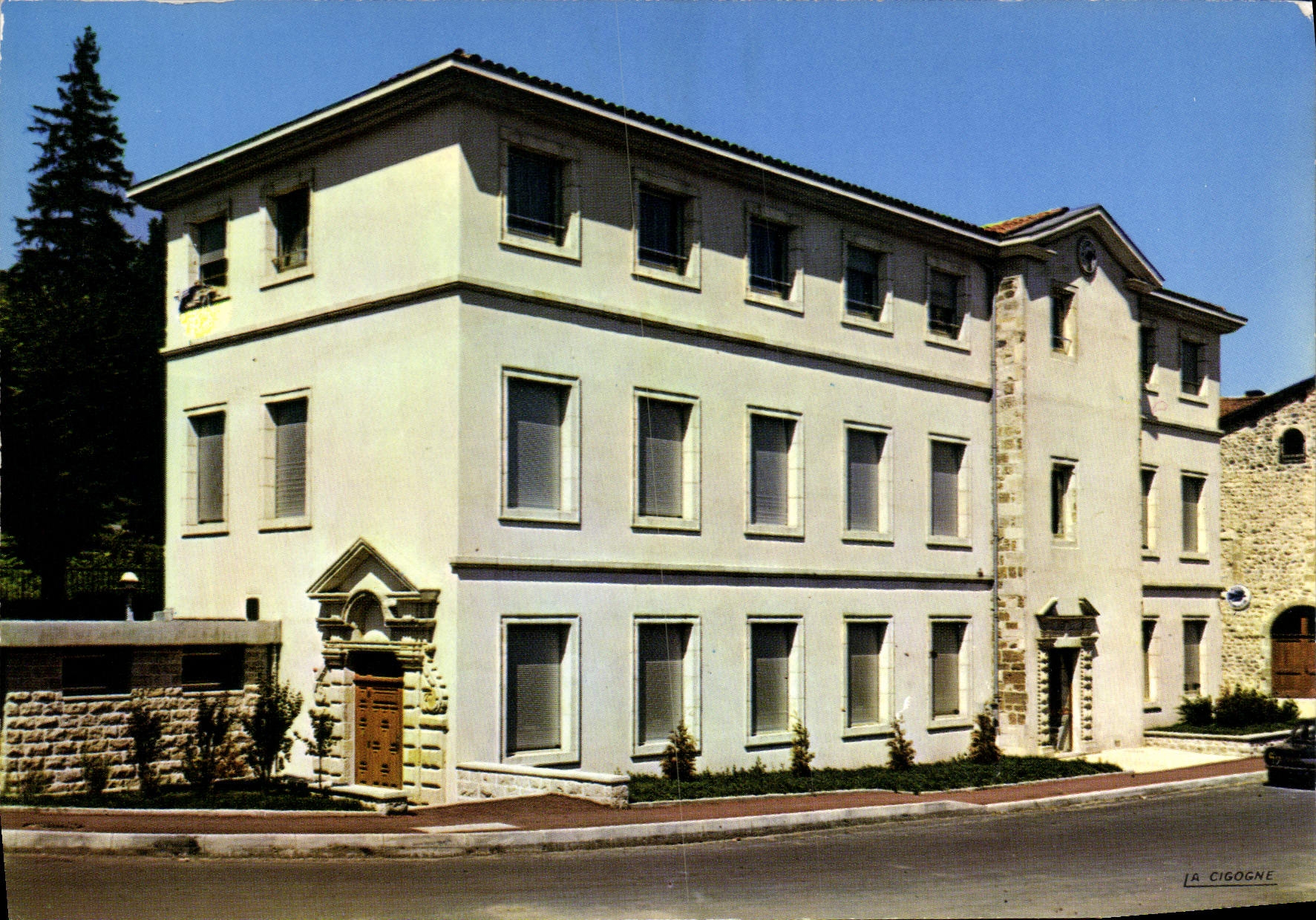 La mairie et la poste à Vals-les-Puys — Haute-Loire — Éditions La Cigogne