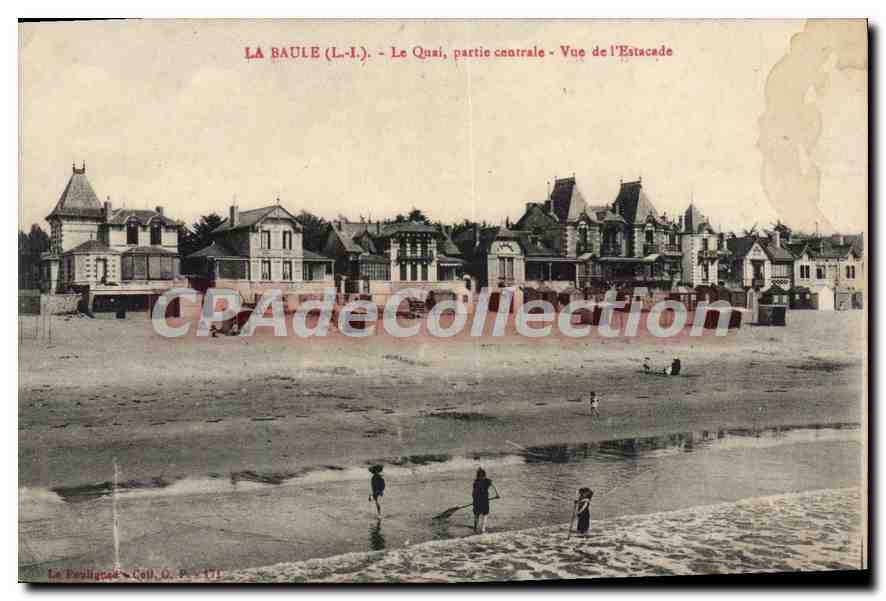 CPA La Baule Le Quai partie centrale Vue de l'Estacade