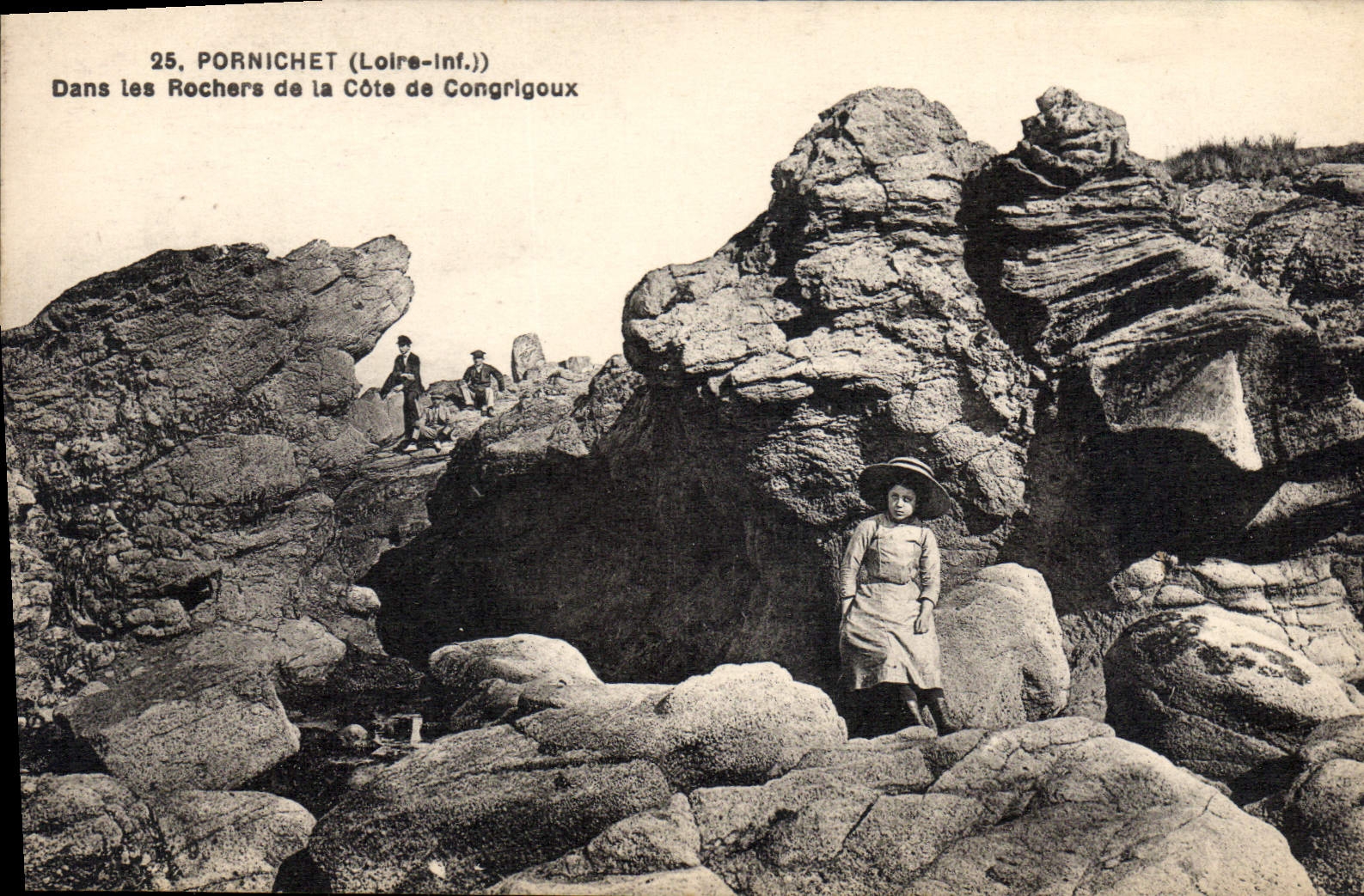 CPA Pornichet Dans les Rochers de la Cote de Congrigoux