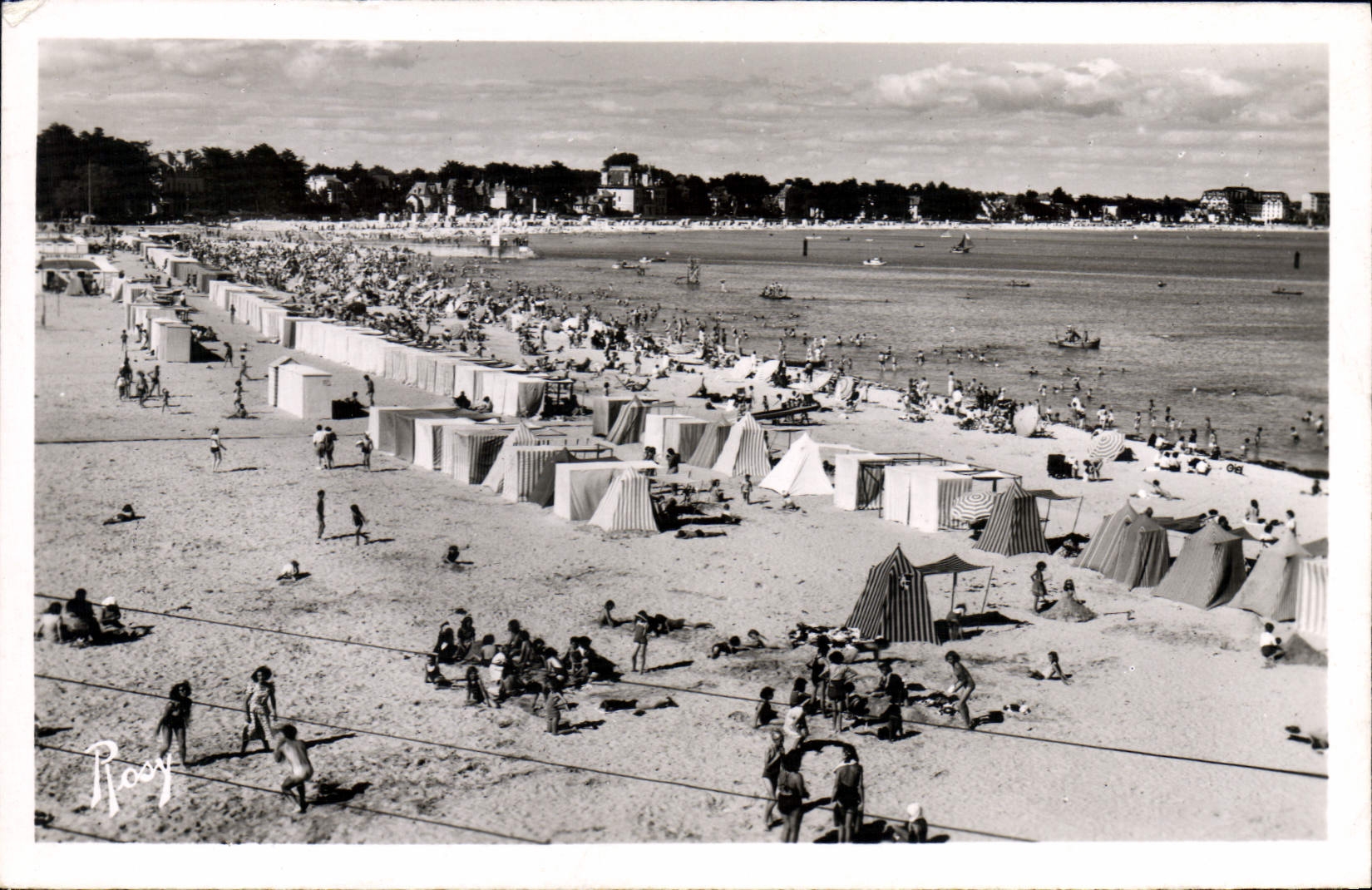 CPA Le Pouliguen La plage vers la Baule