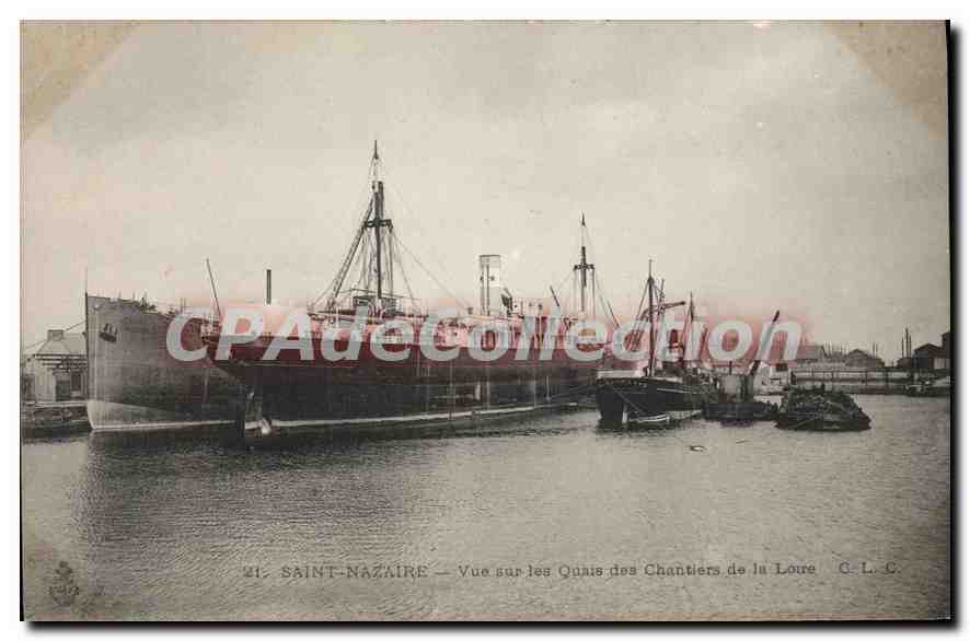 CPA Saint Nazaire Vue Sur Les Quais Des Chantiers