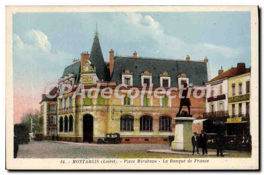 Montargis (Loiret) - Place Mirabeau - La Banque de France