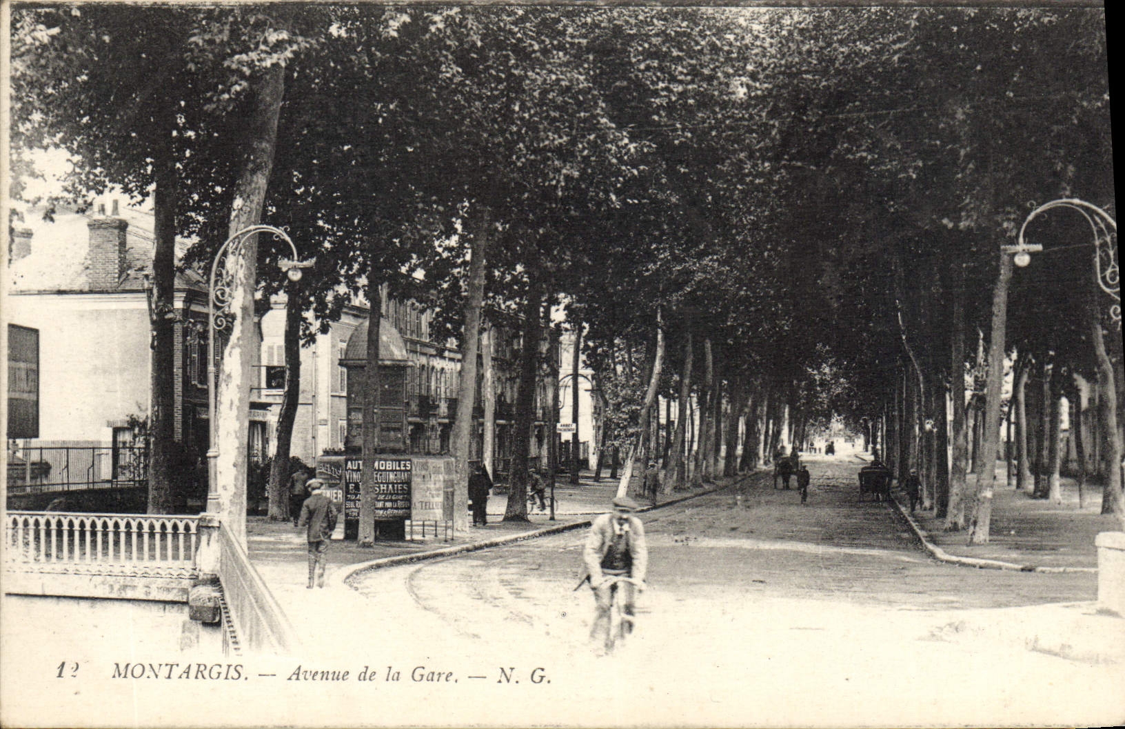 Montargis — Avenue de la Gare — N. G.