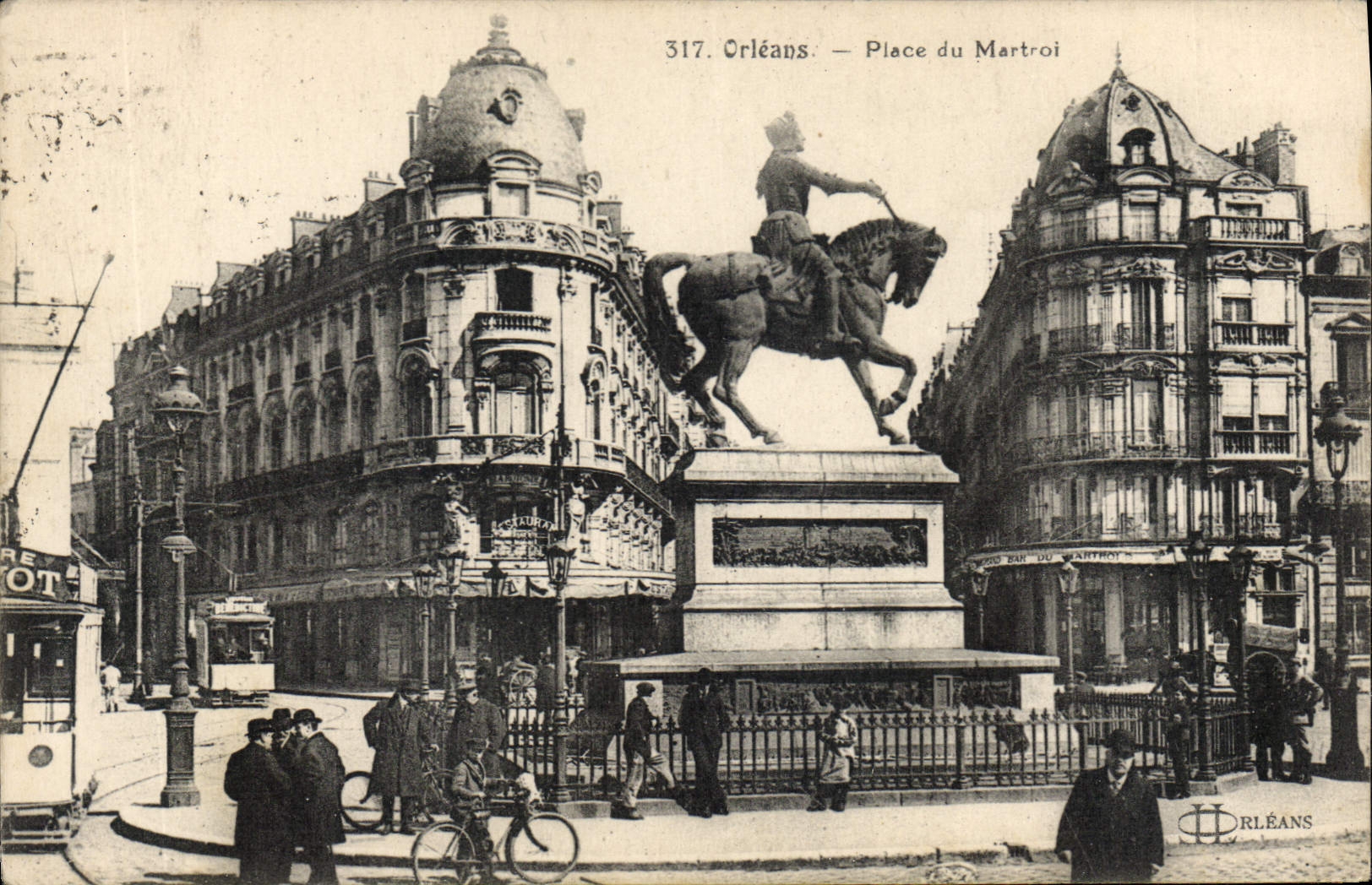 CPA Orleans Place Du Martroi