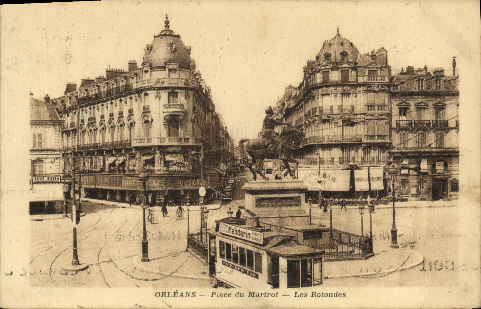 CPA Orleans Place Du Martroi Les Rotondes