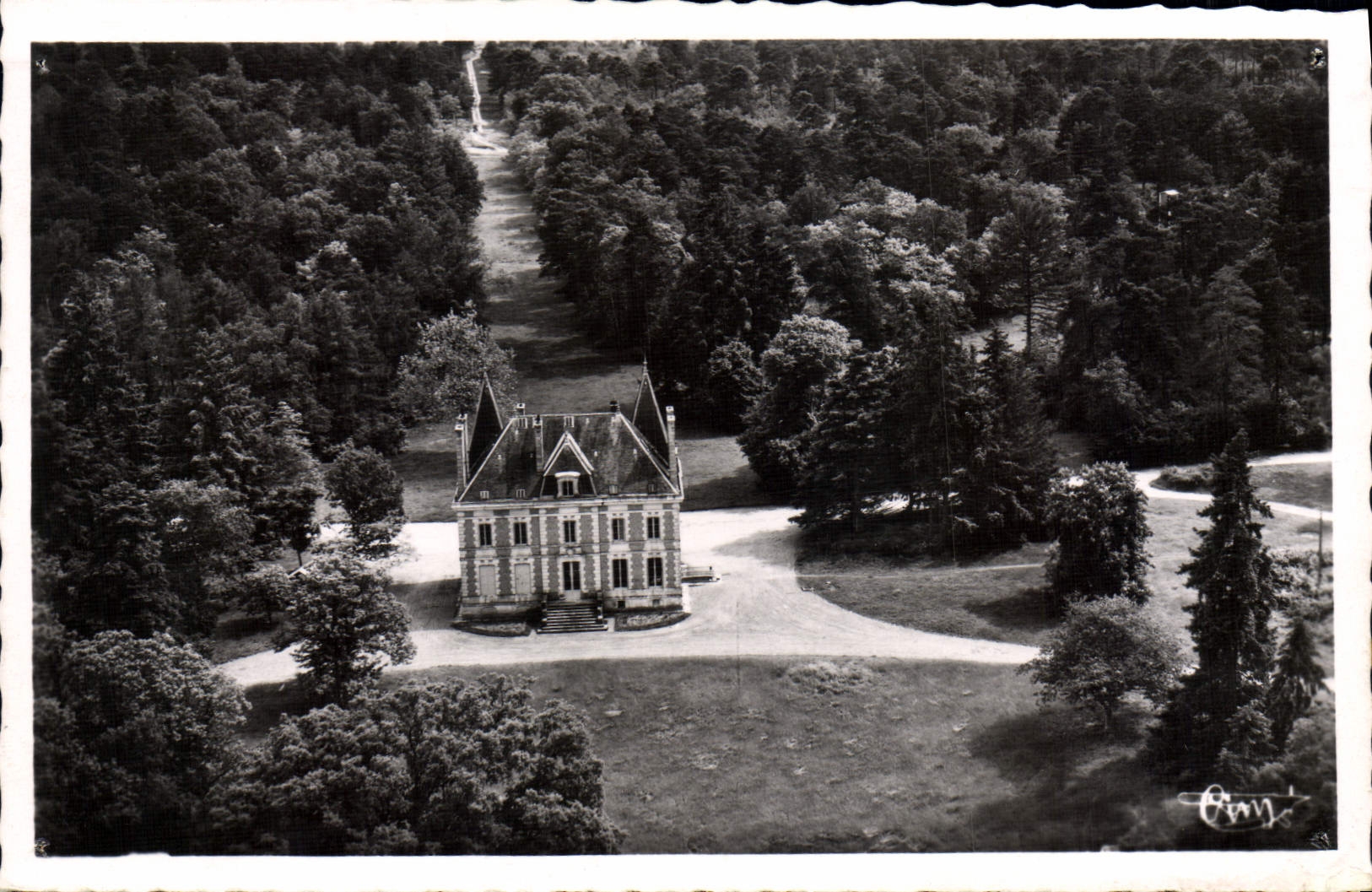 CPA St Cyr En Val Vue Aerienne Du Chateau De Reville