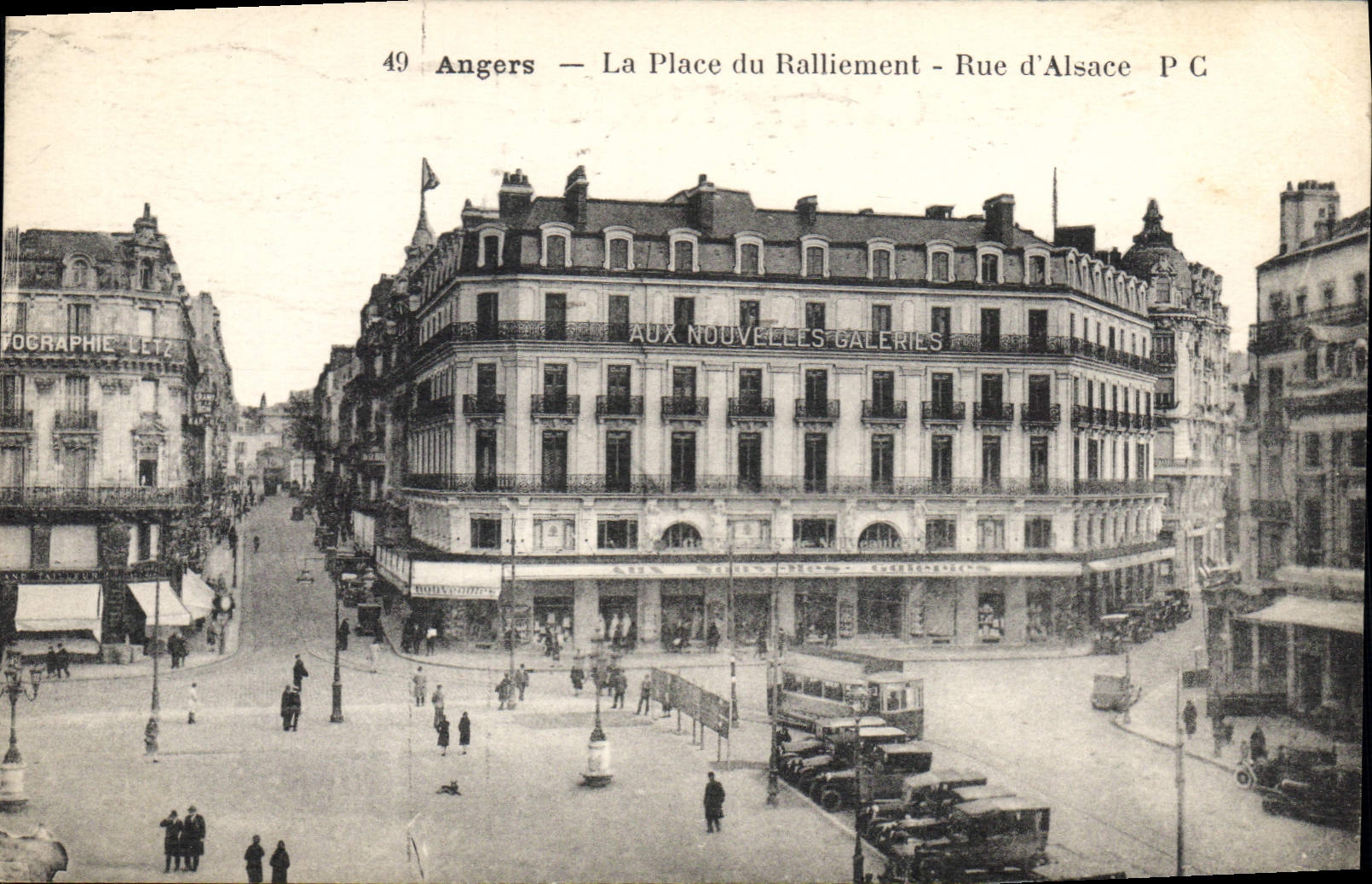 CPA Angers La Place Du Ralliement Rue D'Alsace