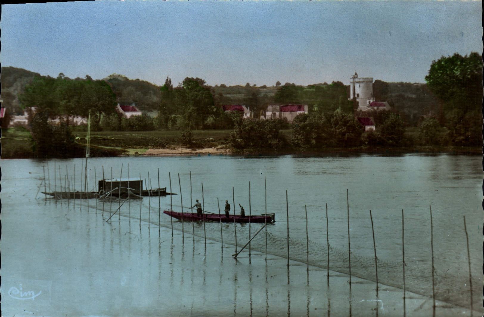 CPA Les Bords De La Loire Barrage Pour La Peche