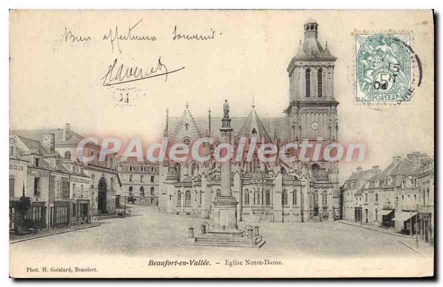 CPA Beaufort En Vallee Eglise Notre Dame
