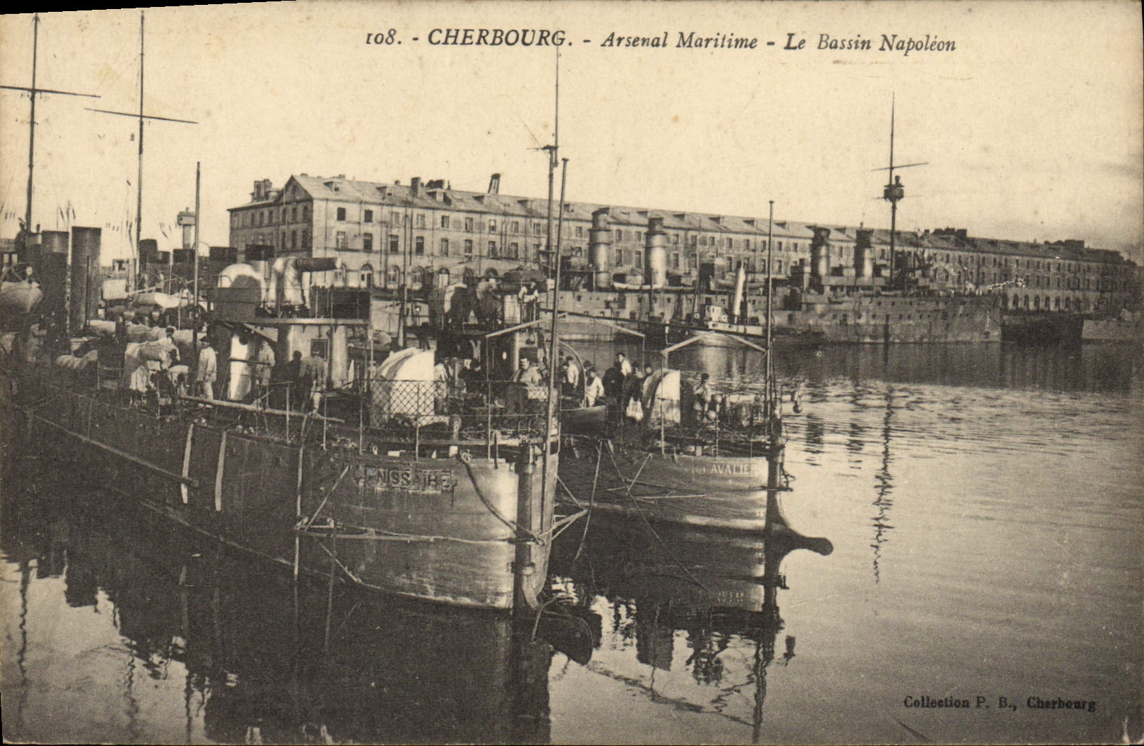 Cherbourg - Arsenal Maritime - Le Bassin Napoléon — Collection P. B., Cherbourg