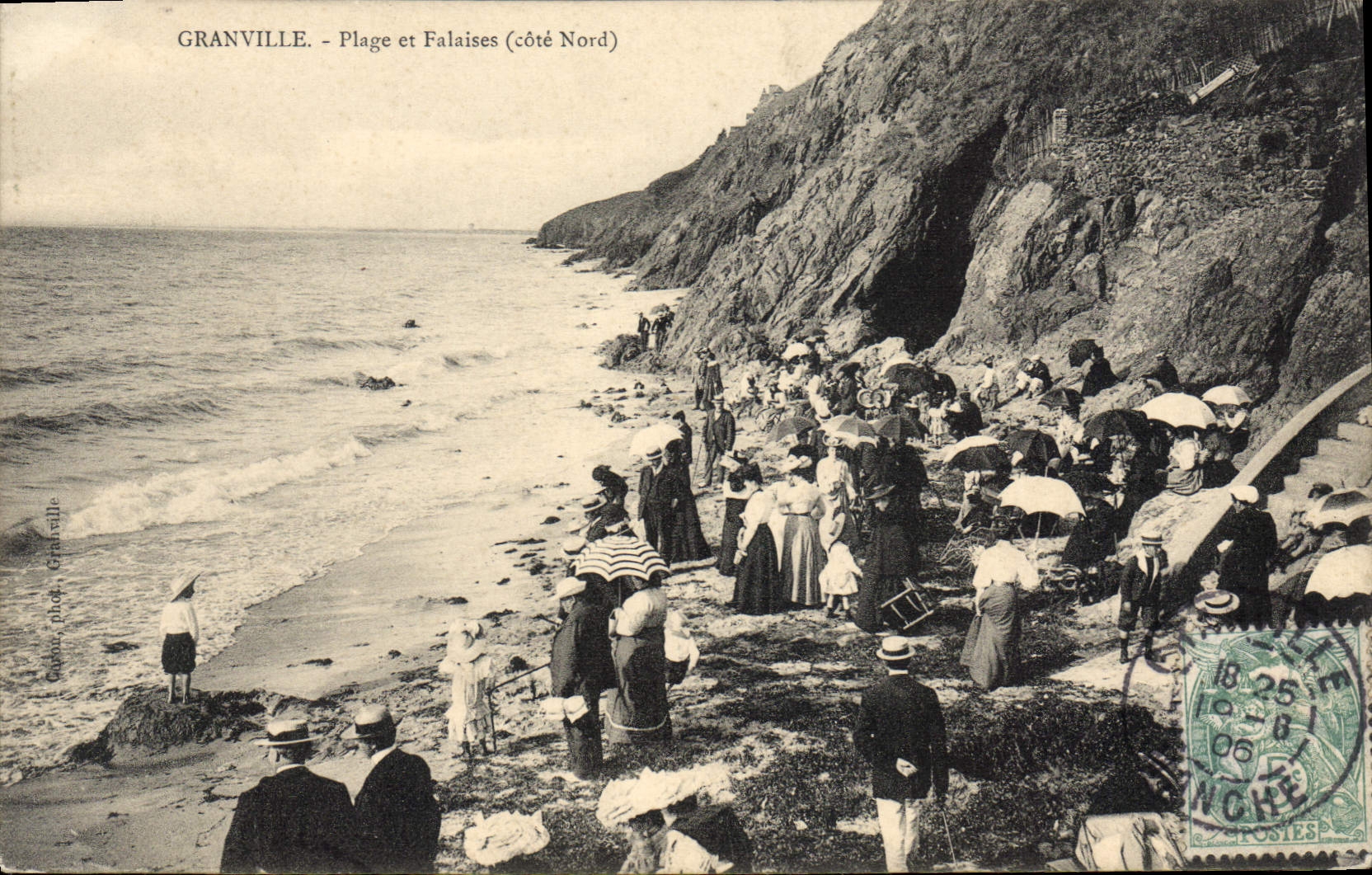 Granville - Plage et Falaises (côté Nord) — Éditeur : L. Cador, phot. Granville