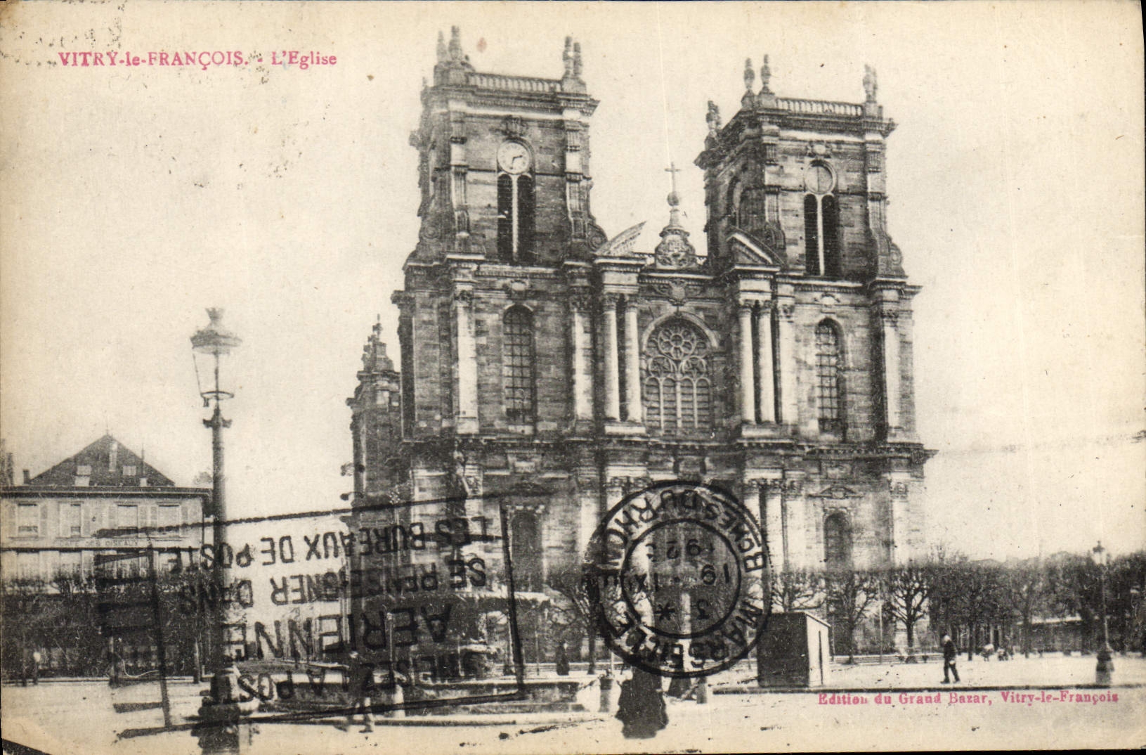 CPA Vitry Le Francois L'Eglise