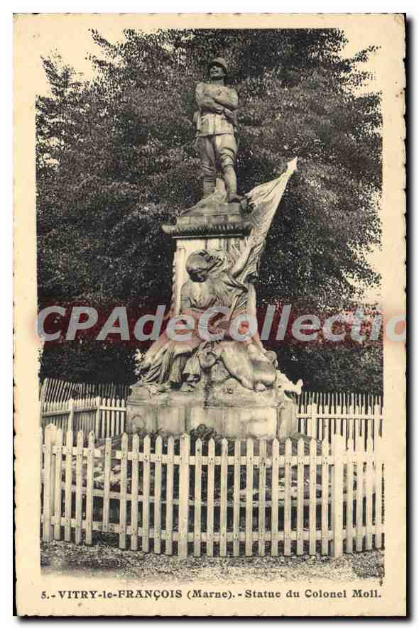 CPA Vitry Le Francois Statue Du Colonel Moll