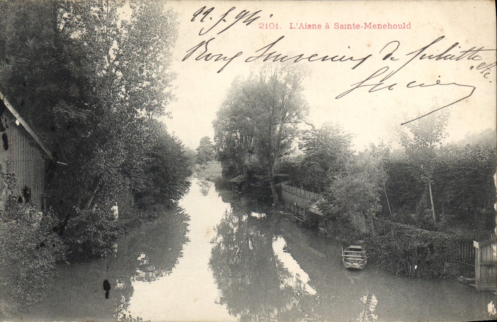 Pont sur l'Aisne à Sainte-Menehould — vue du canal avec bateau — éditeur M.F. 2101