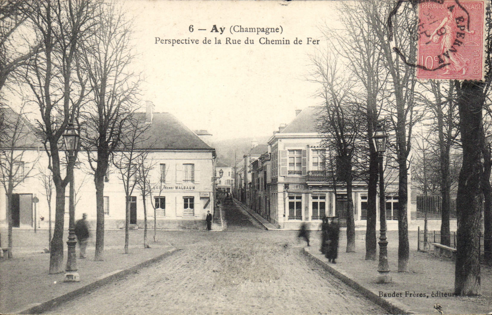 CPA Ay Champagne Perspective De La Rue Du Chemin De Fer