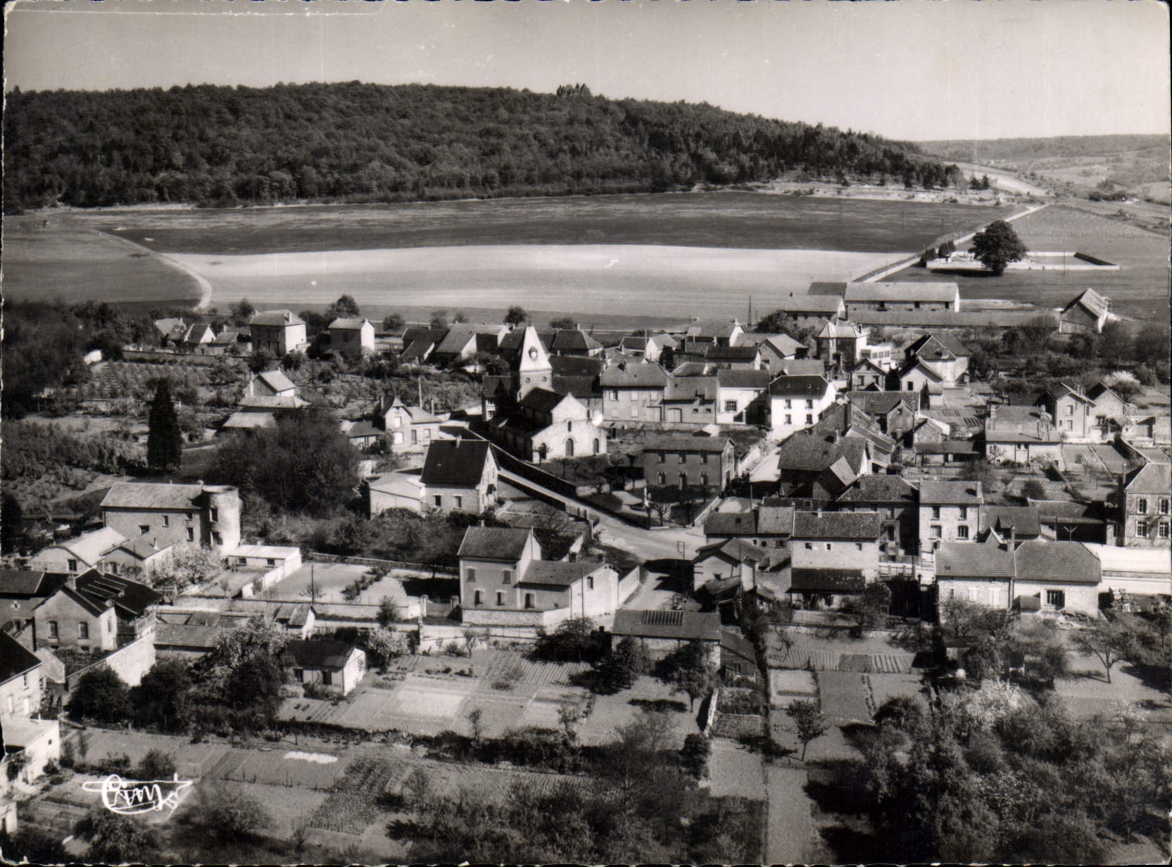 Villers-sous-Châtillon — Vue générale aérienne — Éditions Aériennes Combier, Imp. Macon
