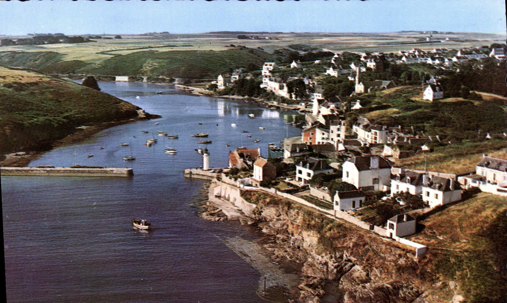 Auzon - Belle-Île-en-Mer (Morbihan) — Puerto de recreo y Puerto de pesca — Ediciones SOFER