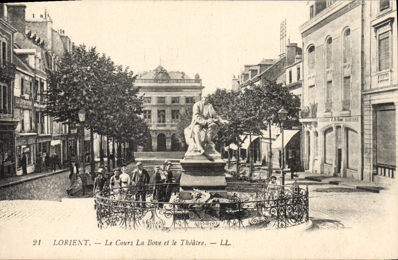 Lorient — Le Cours La Bove et le Théâtre — LL. n°21