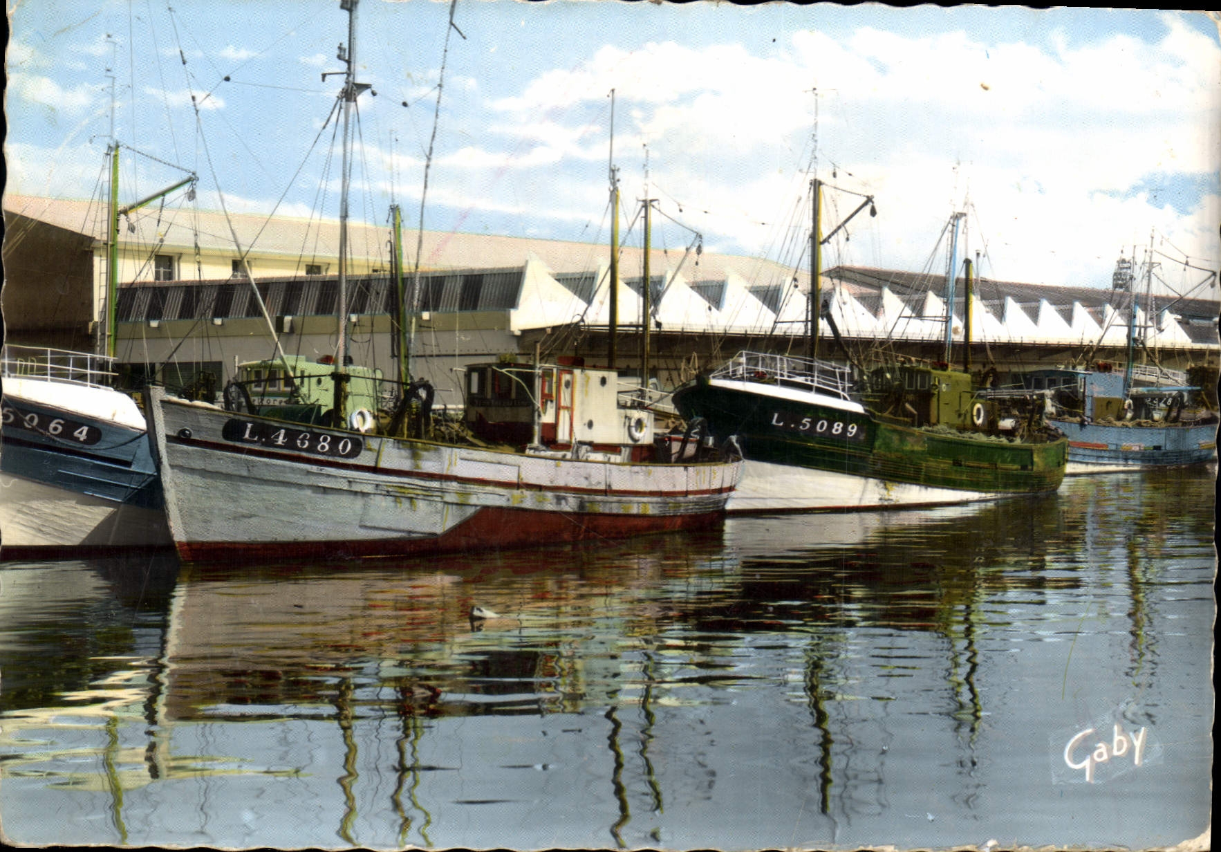 Port de Lorient — Bateaux de pêche — Éditions Gaby