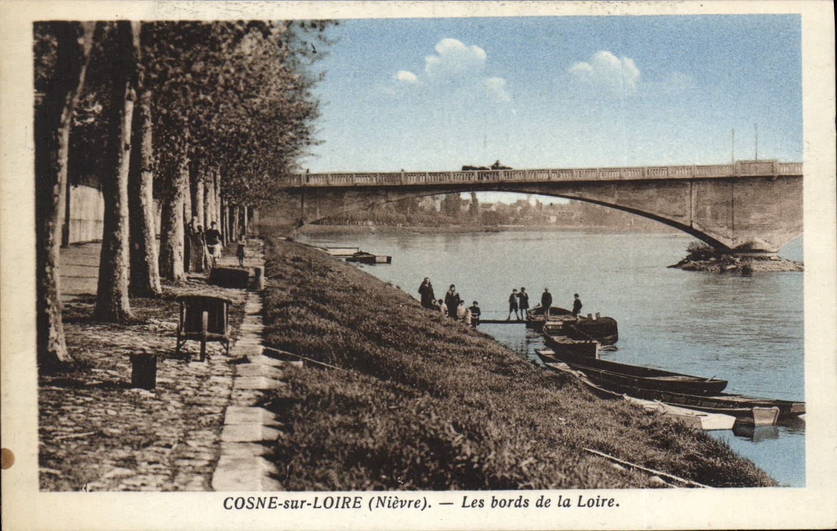 COSNE-sur-LOIRE (Nièvre) — Les bords de la Loire — Édition Colin (Nièvre)