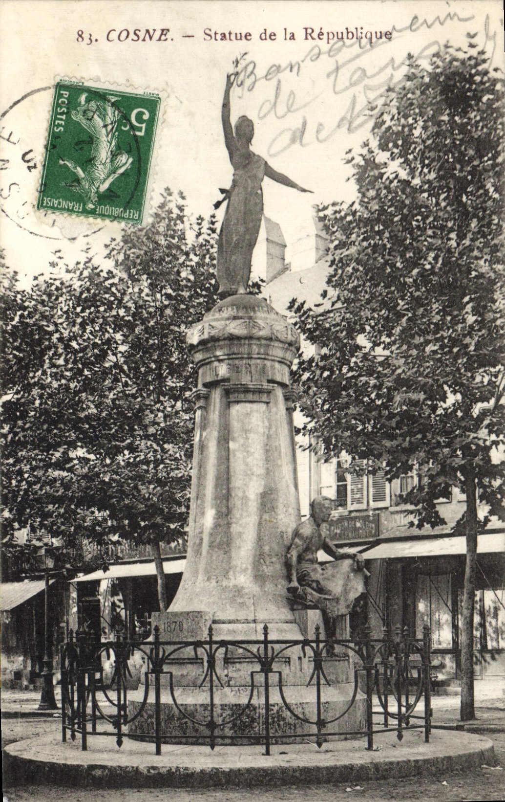 Cosne - Statue de la République — éditeur inconnu, n° de série 83