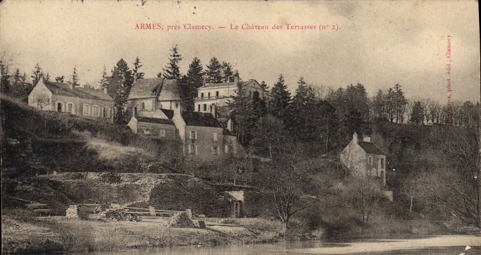 CPA Armes Pres Clamecy Le Château des Terrasses