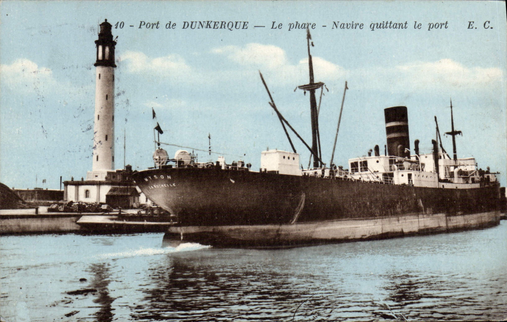 Hafen von Dunkerque — Der Leuchtturm — Schiff verlässt den Hafen — E.C. n°40