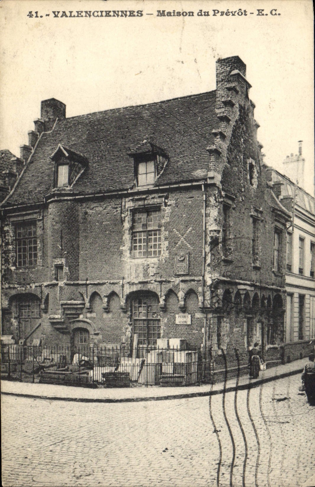 Valenciennes — Maison du Prévôt — E.C. n°41
