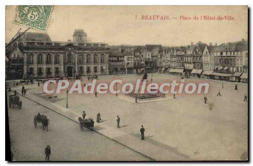 CPA Beauvais Place De I'Hotel De Ville