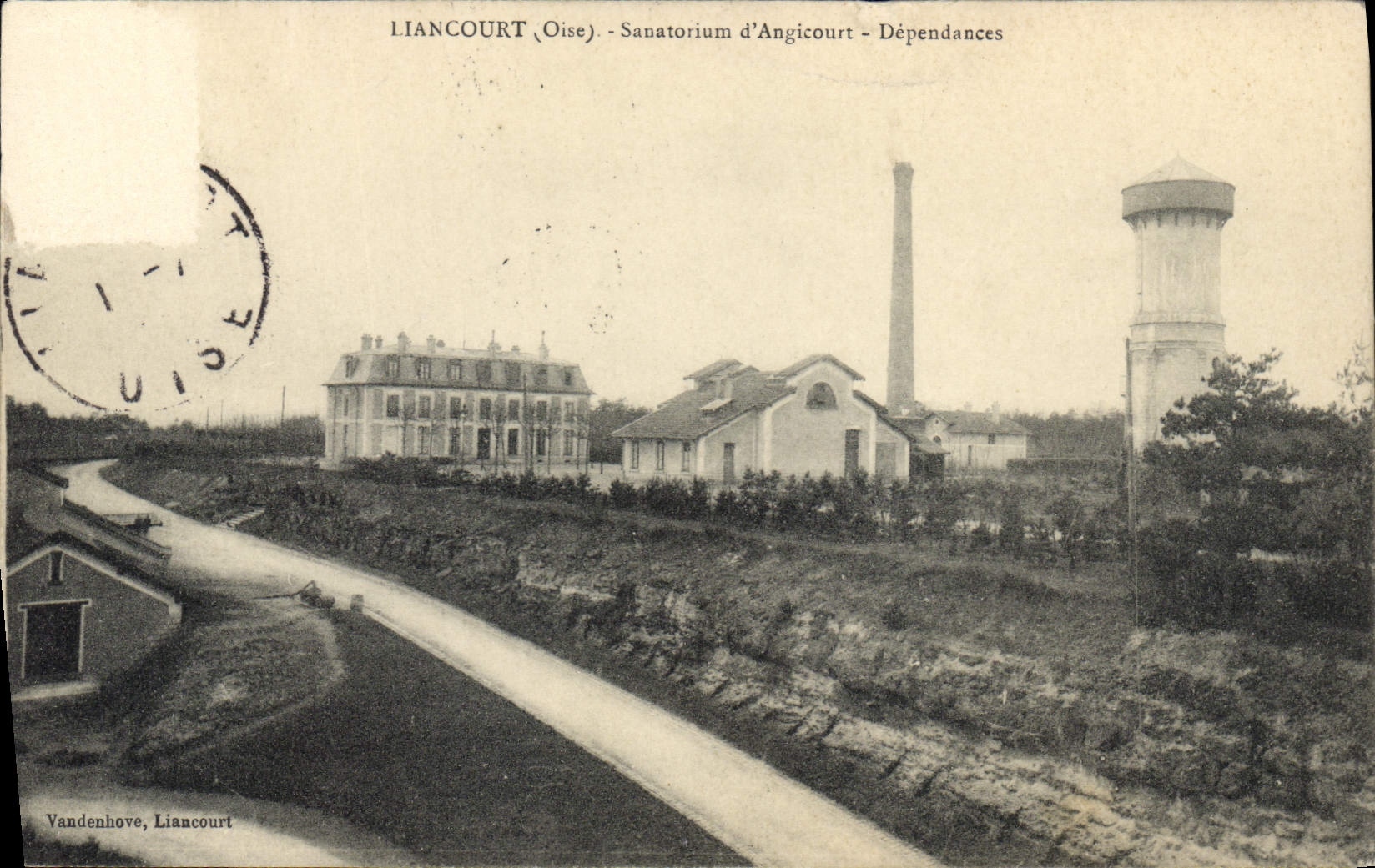 Liancourt (Oise) - Sanatorium d'Angicourt - Dépendances — Vandenhove, Liancourt