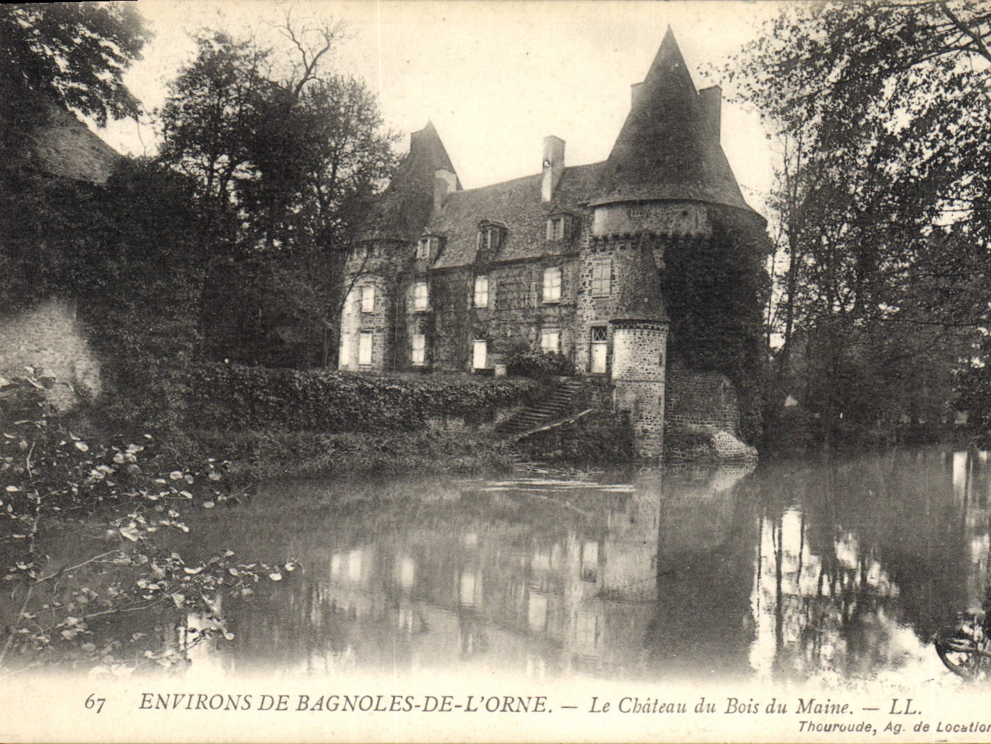 Environs de Bagnoles-de-l'Orne — Le Château du Bois du Maine — Thouroude, Ag. de Location