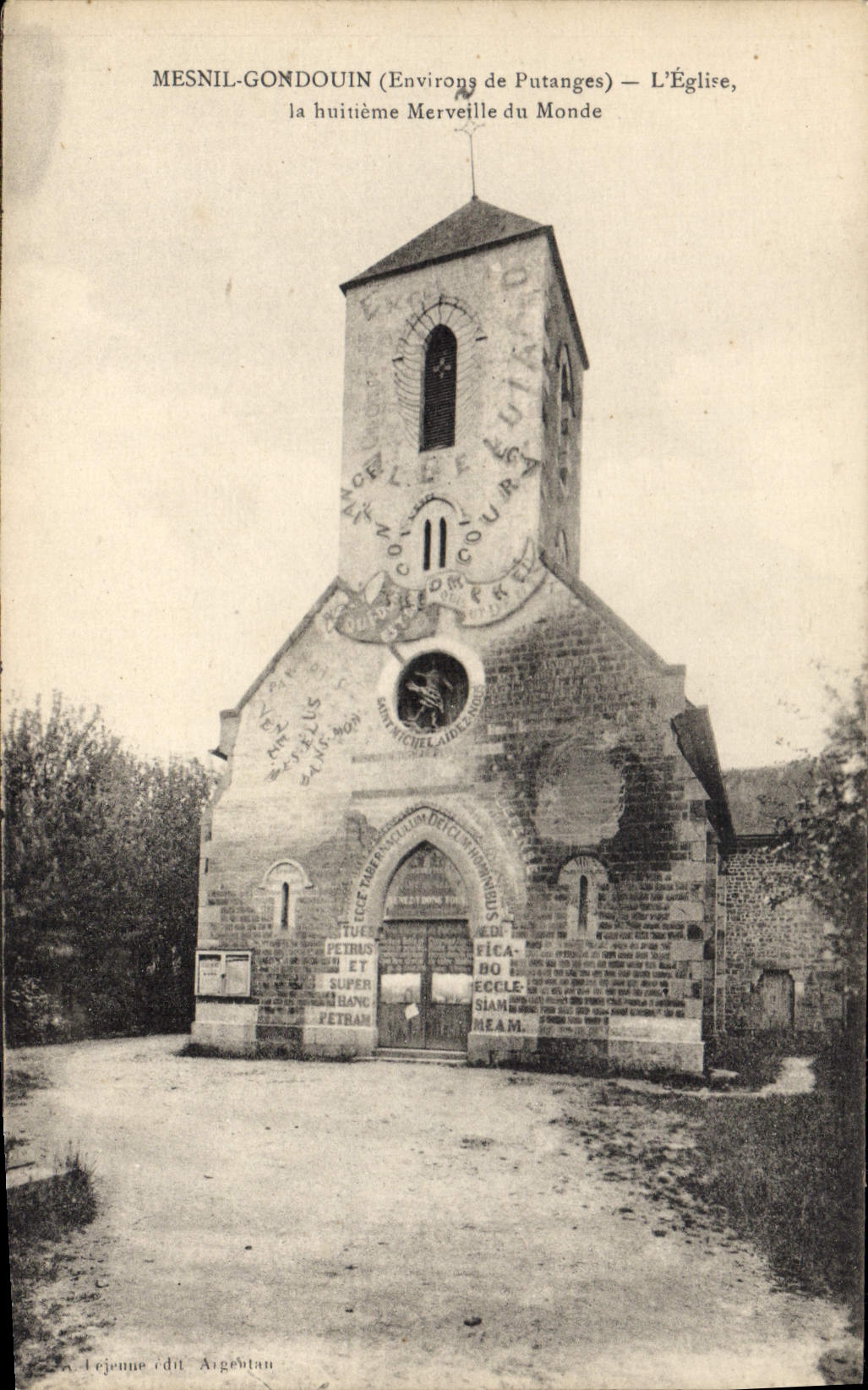 CPA Mesnil Gondouin église Huitieme merveille du monde environs de Putanges