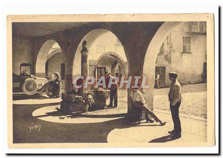Cour avec puits et voiture ancienne — Sylvon — éditeur inconnu