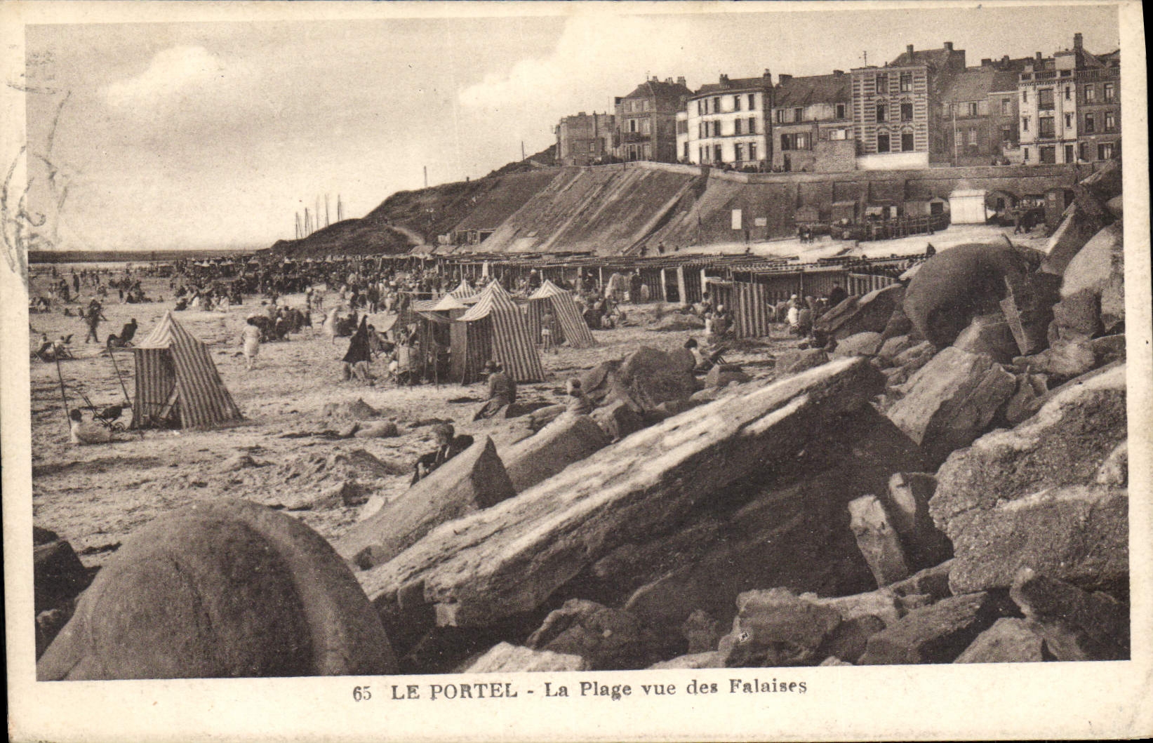 Le Portel - La Plage vue des Falaises — Édition du Grand Portel