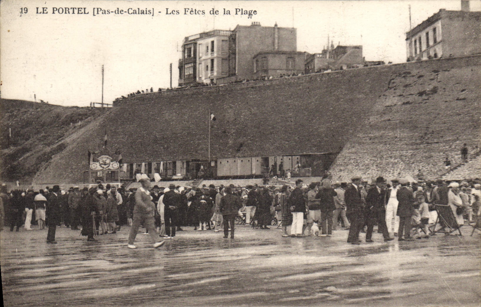 CPA Le Portel Les Fetes De La Plage