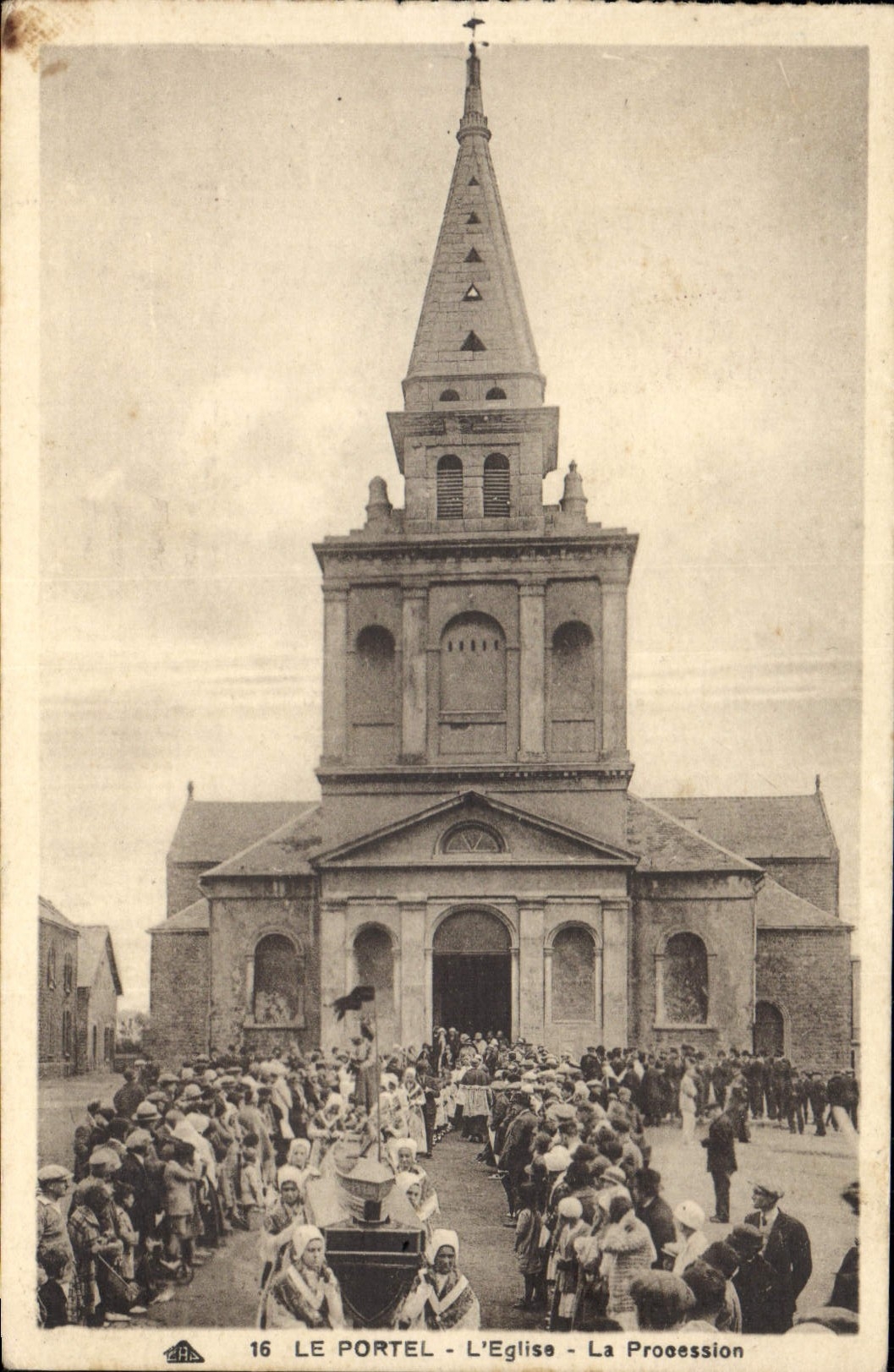 CAP Le Portel L'Eglise La Procession