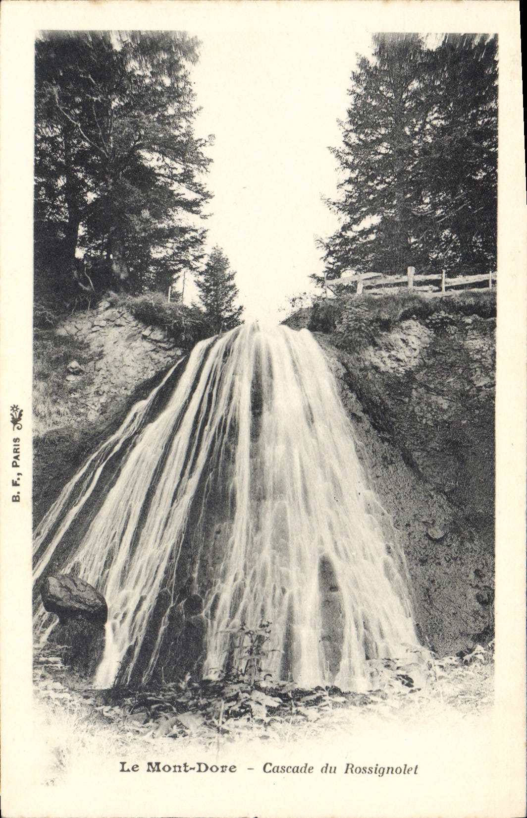 Le Mont-Dore - Cascade du Rossignolet — B. F., Paris - Anverso