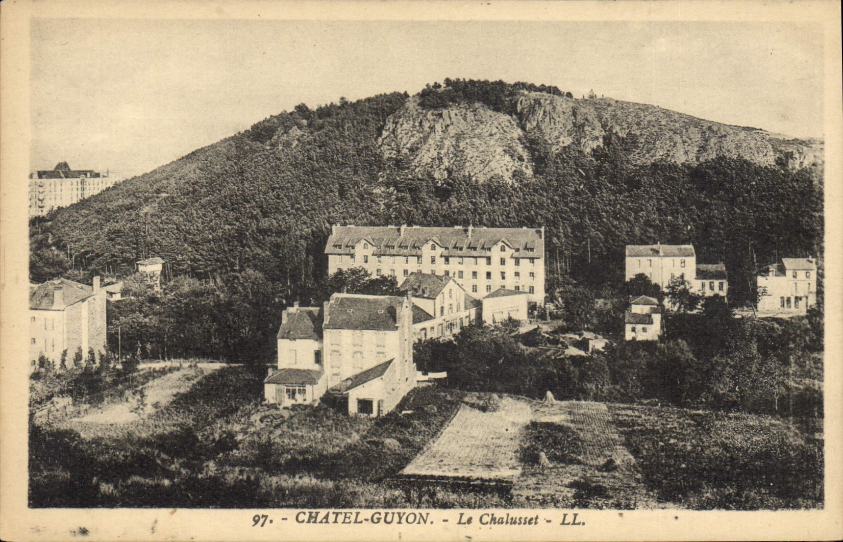 Châtel-Guyon — Le Chalusset — LL. — 97. — Éditeur LL.