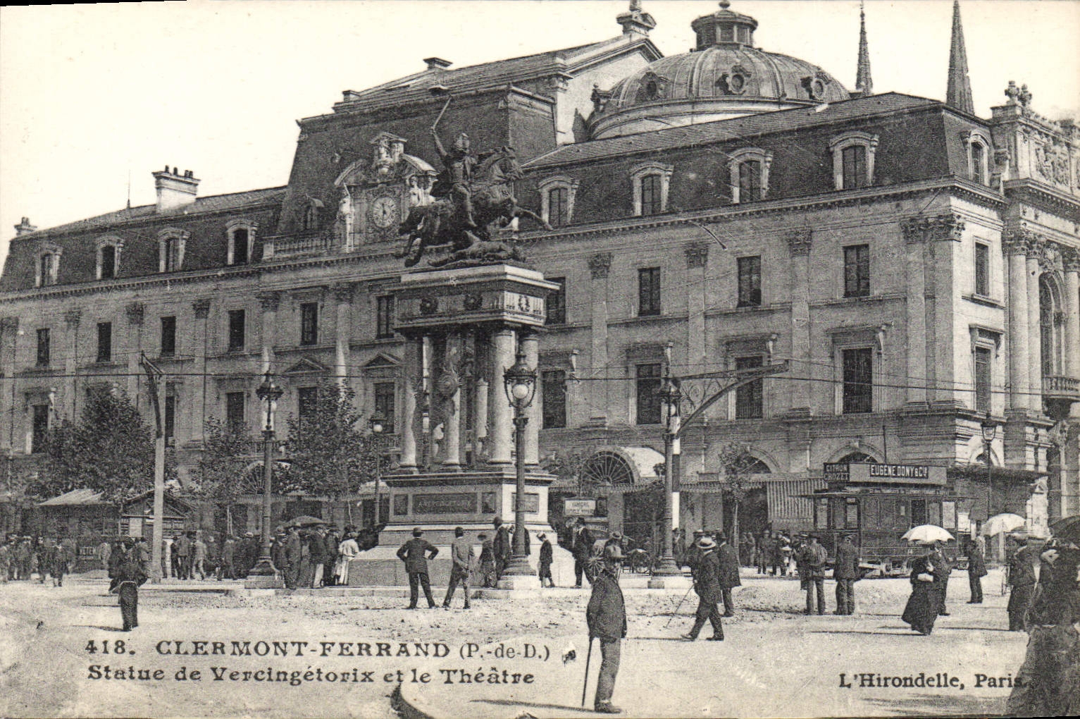 Clermont-Ferrand (P.-de-D.) — Statue de Vercingétorix et le Théâtre — L'Hironnelle, Paris, n°418