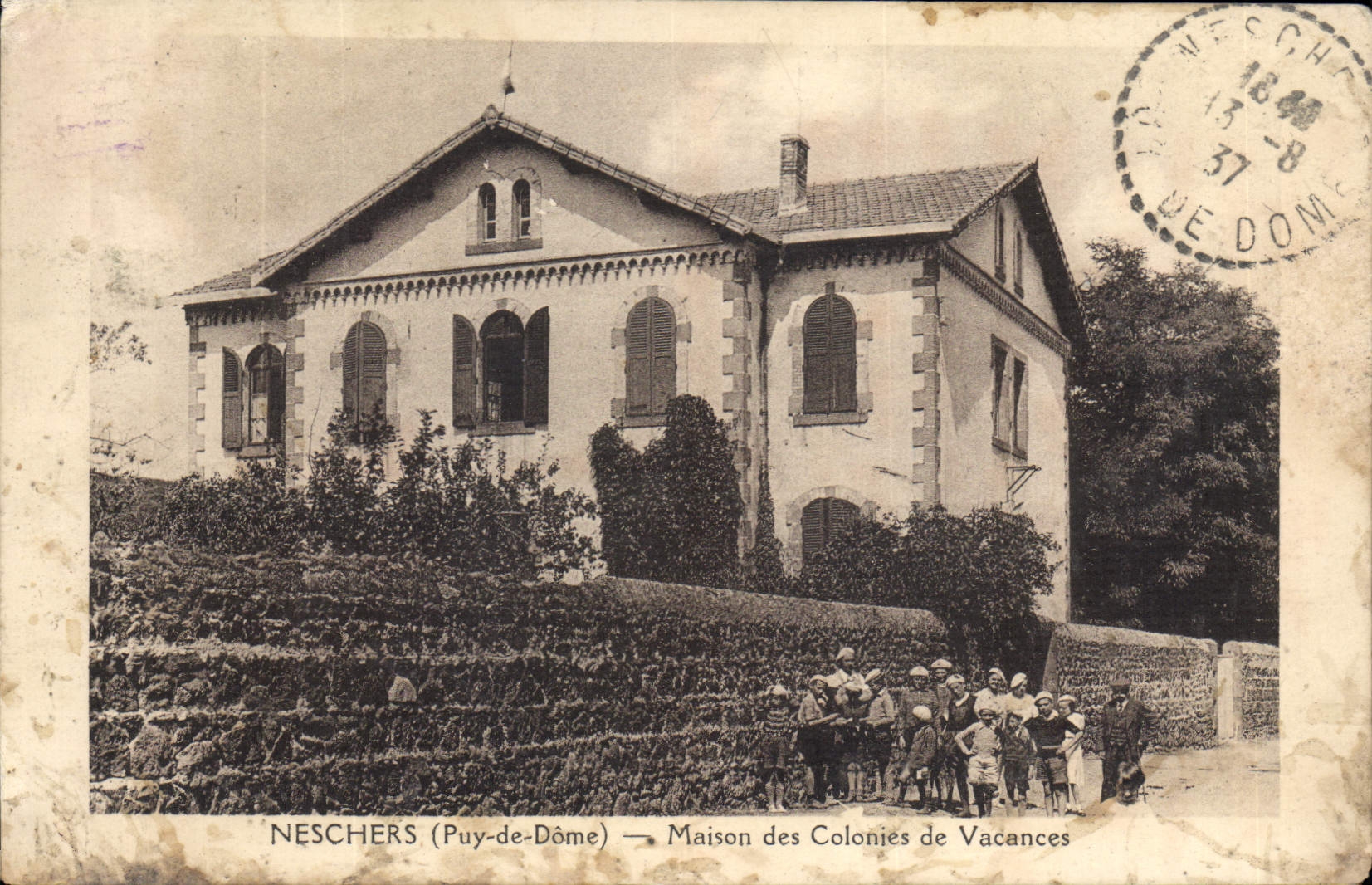 Neschers (Puy-de-Dôme) — Haus der Sommercamps