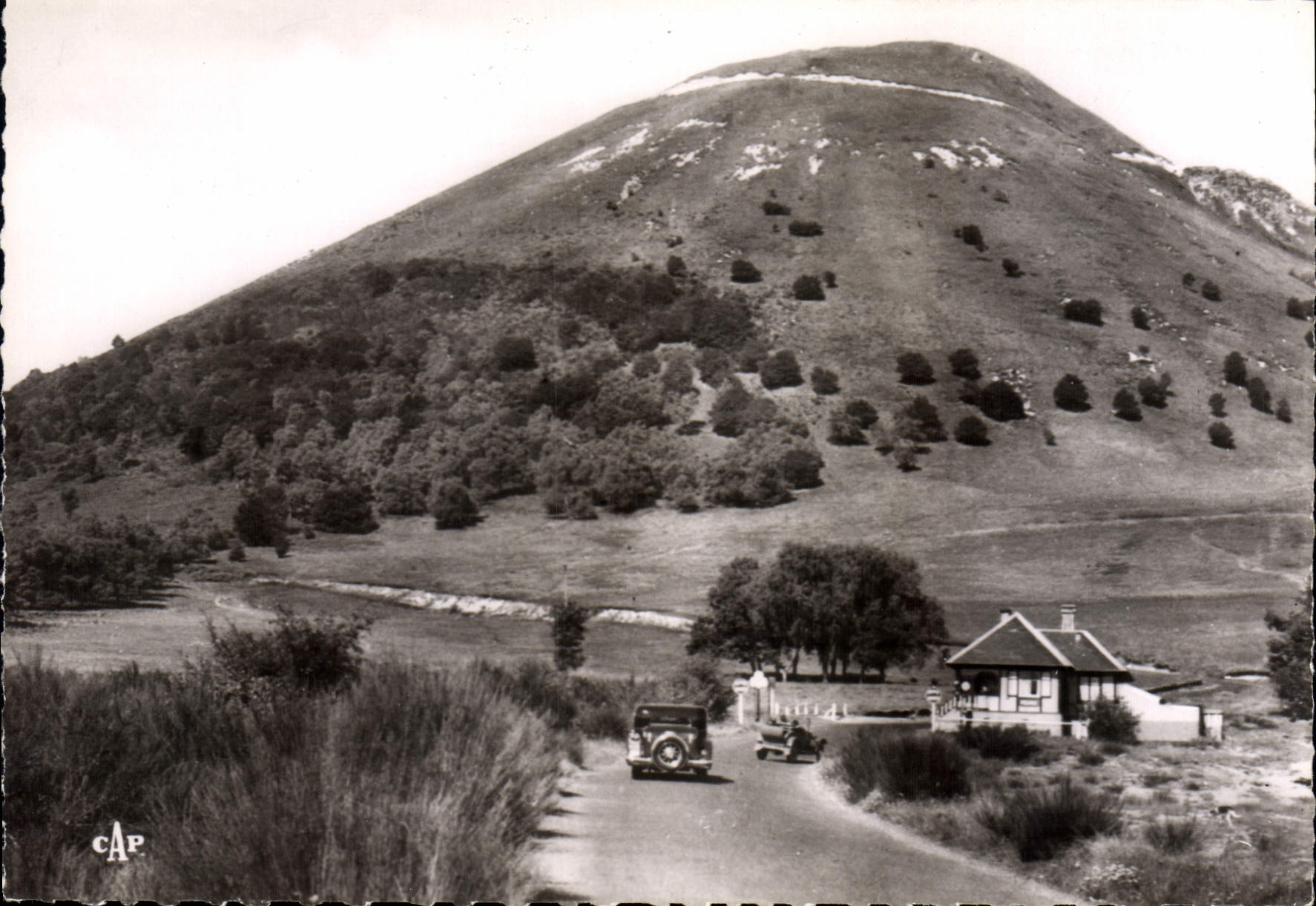 Der Tollbooth der Autobahn Puy-de-Dôme — (Chicche Plazanat) — C.A.P. Nr. 105