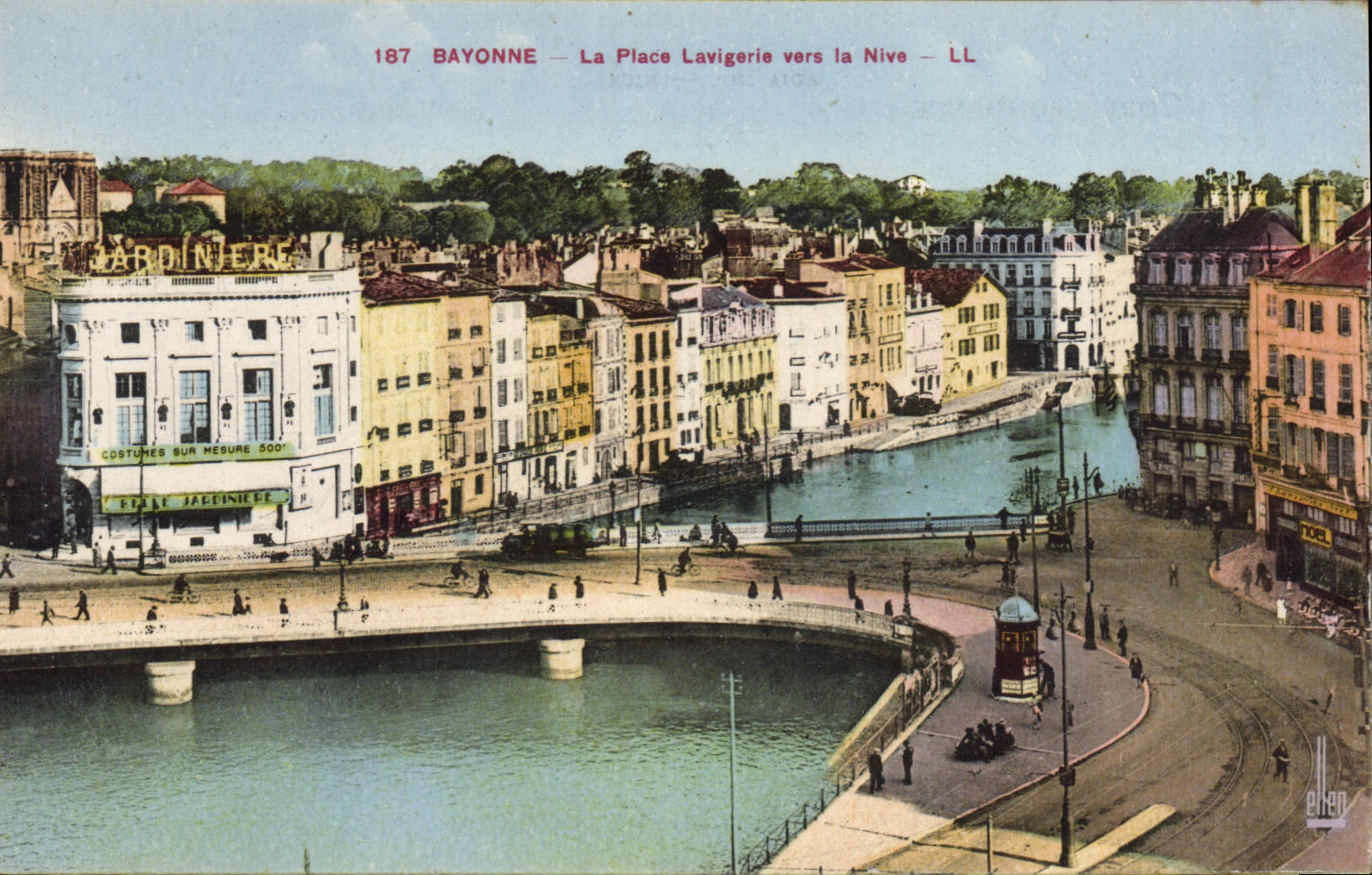 Bayonne — La Place Lavigerie vers la Nive — LL 187