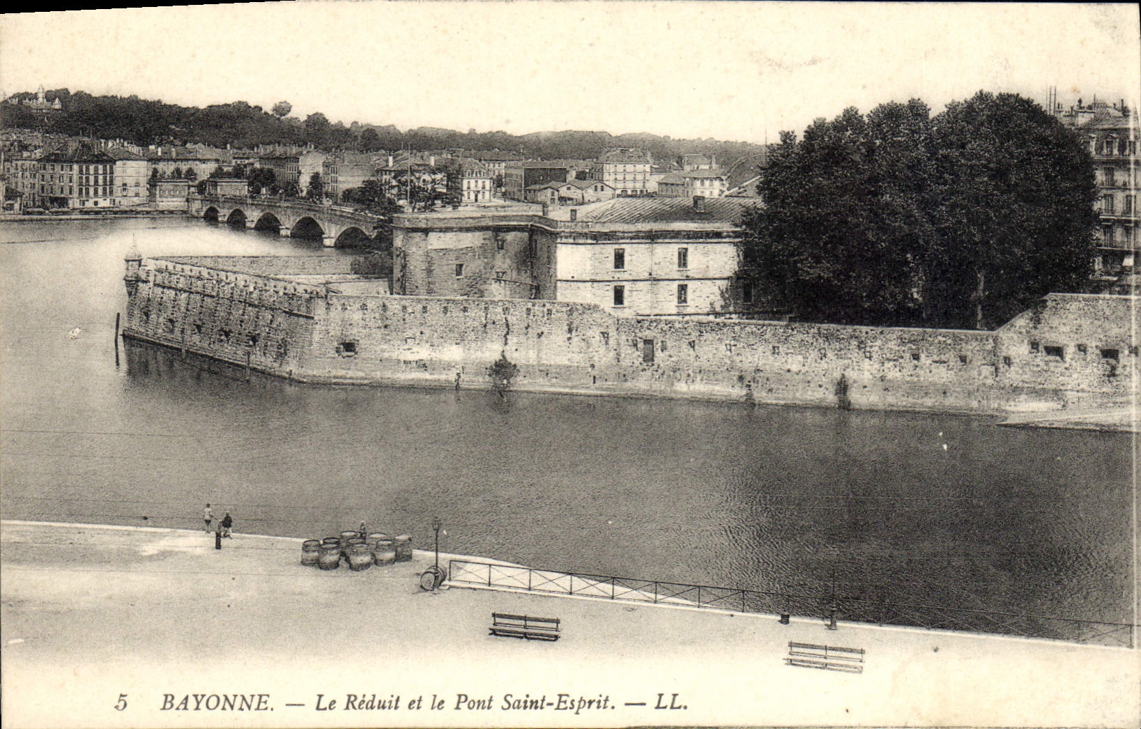 Bayonne — La Ridotta e il Ponte San Spirito — LL.